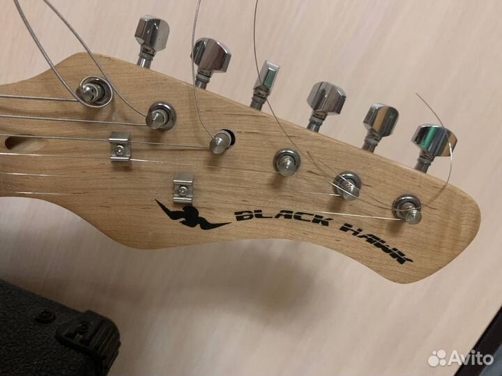 Электрогитара с комбиком бу