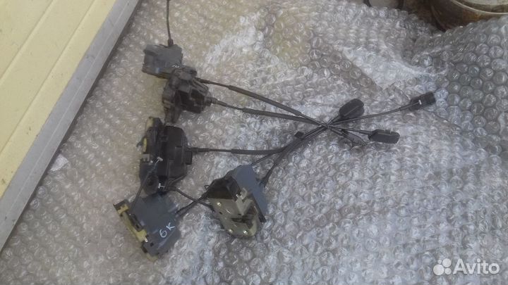 Рено Лагуна 2 дверные замки