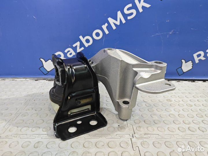 Опора двигателя Renault Duster 2010-2020