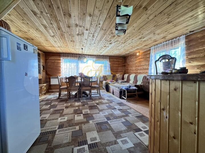 Дом 68,8 м² на участке 6,6 сот.