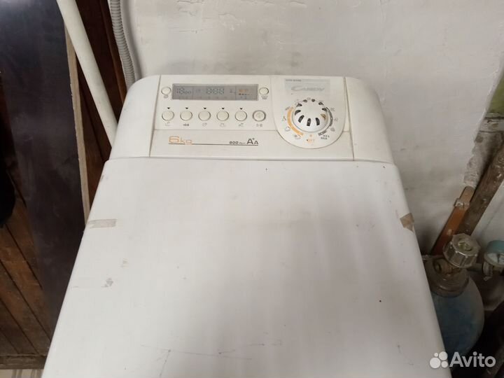 Стиральная машина с вертикальной загрузкой