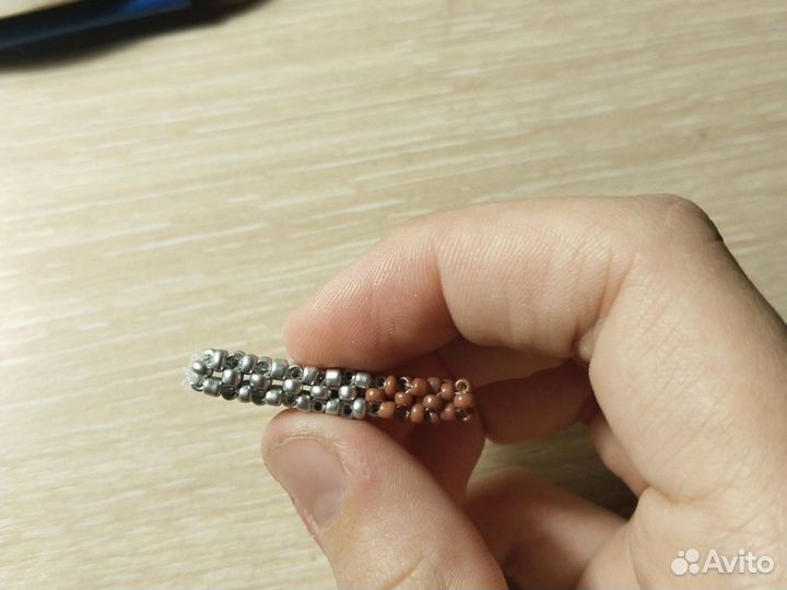 Украшения из бисера