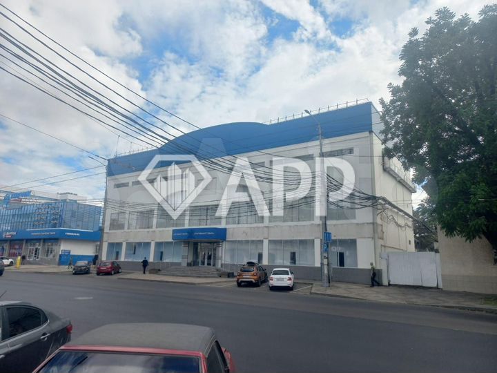 Сдаю торговое помещение, 500 м²