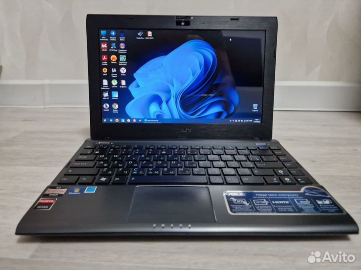 Нетбук Asus 1225B