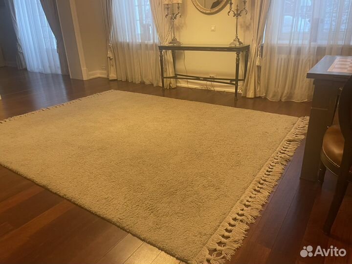 Ковер шерстяной