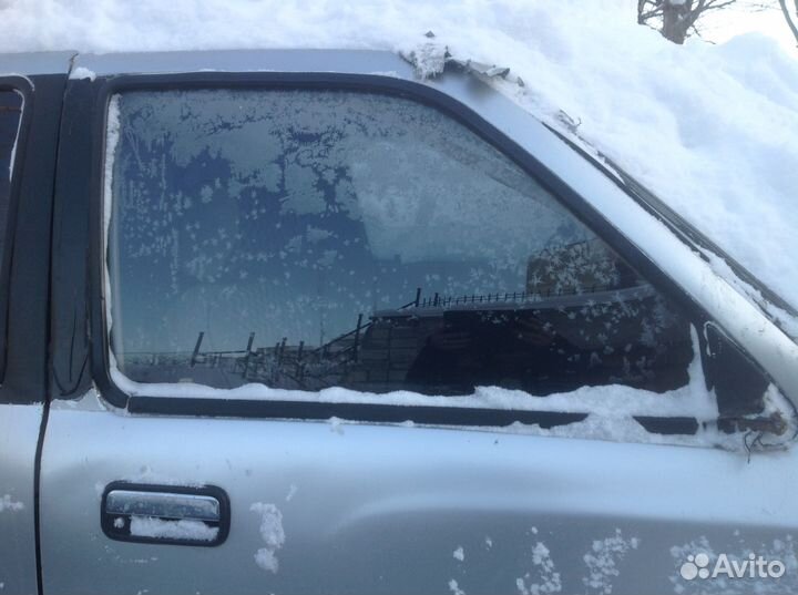 Стекло двери передней правой ZX Admiral адмирал