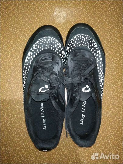 Шиповки для бега 39