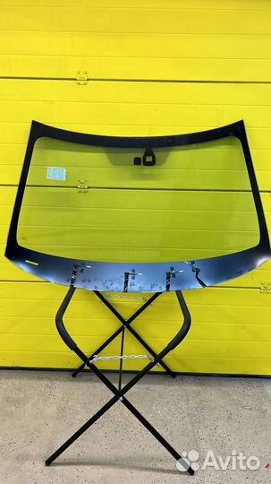 Лобовое стекло Мицубиси Аутлендер 3 с подогревом