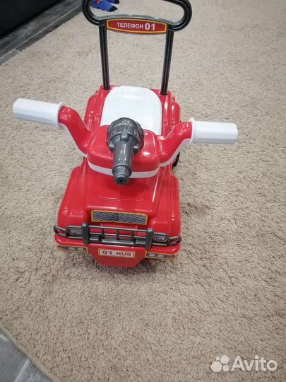 Детская машинка каталка