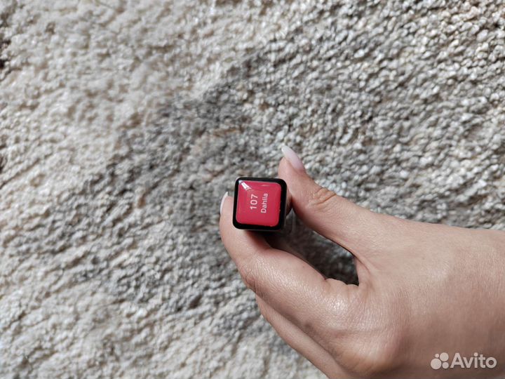 Помада для губ shiseido