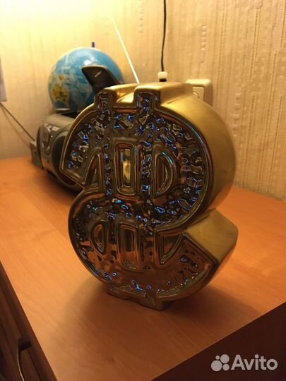 Копилка для денег б/у