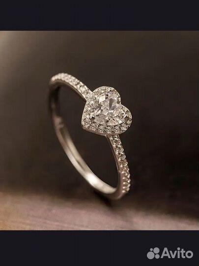 Серебряное кольцо