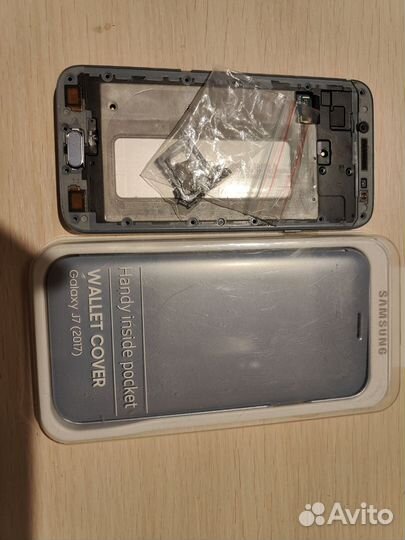 Samsung Galaxy J7 (2017), 3/16 ГБ