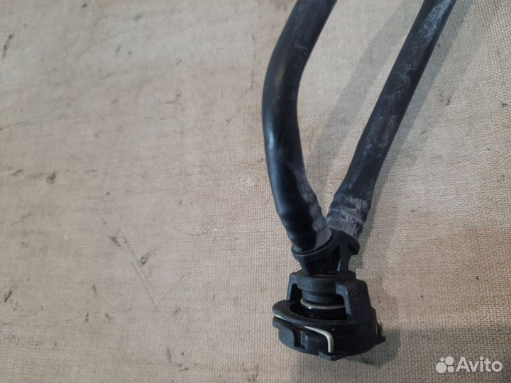 Трубка вакуумная Mercedes Glk300 X204 272.948 2010