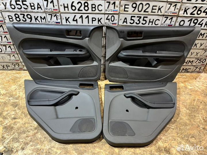 Дверные карты Ford Focus 2 седан 1.8 2008