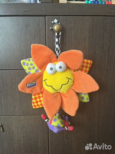 Игрушка на коляску playgro