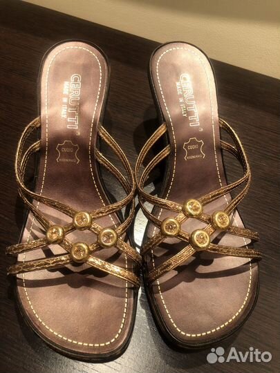 Шлепанцы, Италия, 37