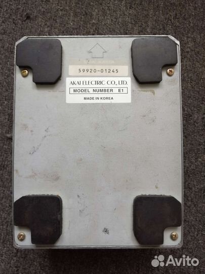 Akai Headrush E1 Delay/Echo/Looper