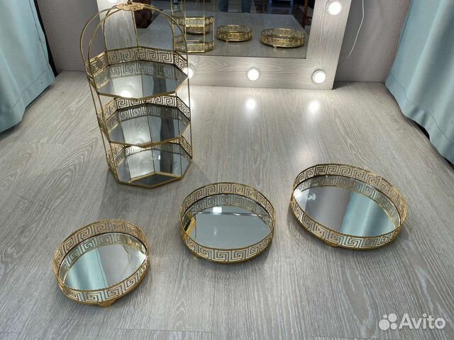 Коробки на нишан