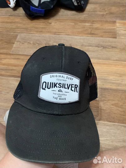 Кепка quicksilver