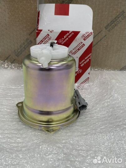 Корпус топливного фильтра Toyota Land Cruiser 200