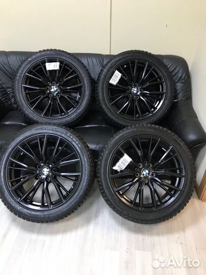 R18 Nokian Tyres Hakkapeliitta 9 225/45, PCD 5x112 DIA 66.6