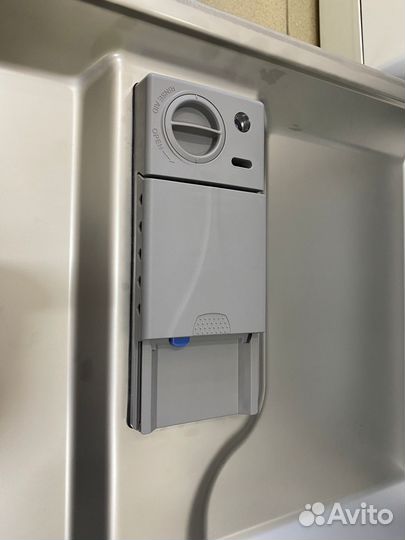 Посудомоечная машина Hansa ZWM475WH белая