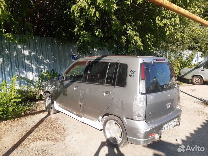 Порожки nissan cube z 10 пластиковые пороги