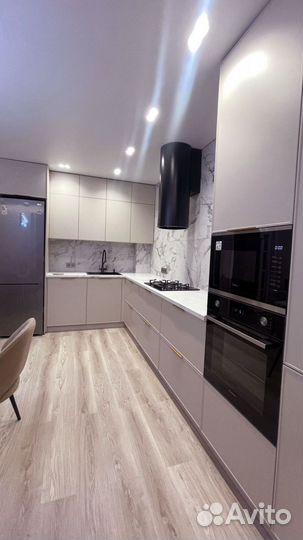 Кухонные гарнитуры на заказ