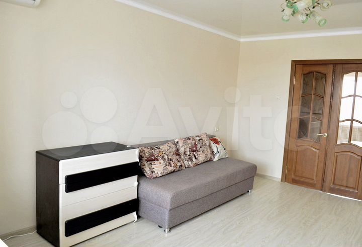 3-к. квартира, 60 м², 5/5 эт.