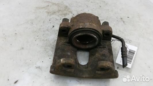 Суппорт тормозной передний правый chrysler voyager