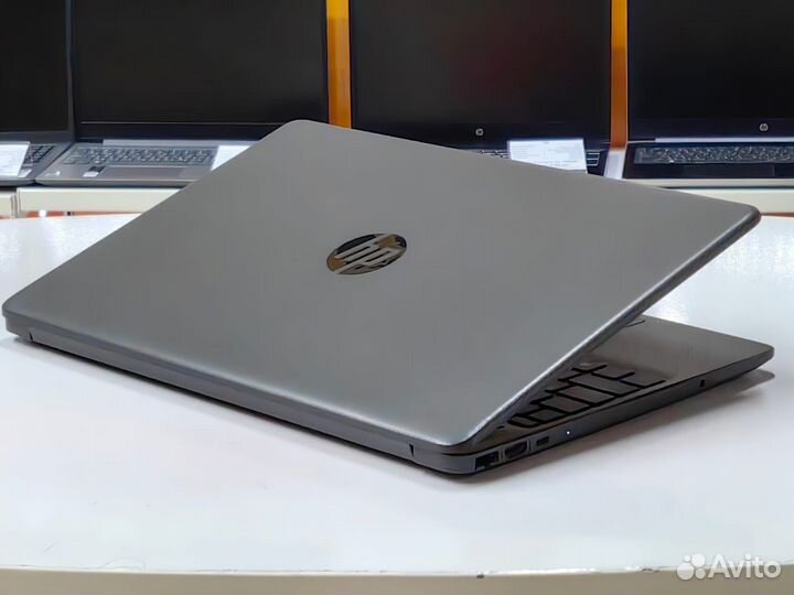 Ноутбук HP 15.6