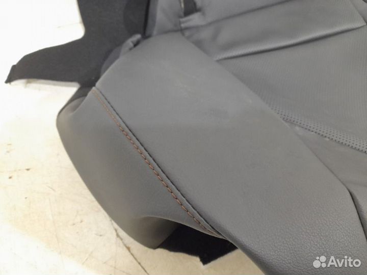 Обшивка сиденья задняя Toyota Camry V70 2018