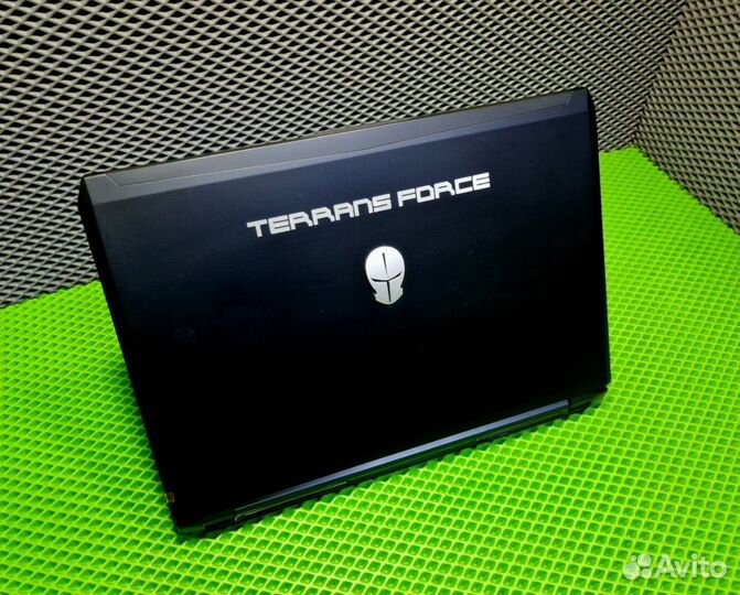 Игровой ноутбук Core i7-6700HQ/GTX970/16/120+500