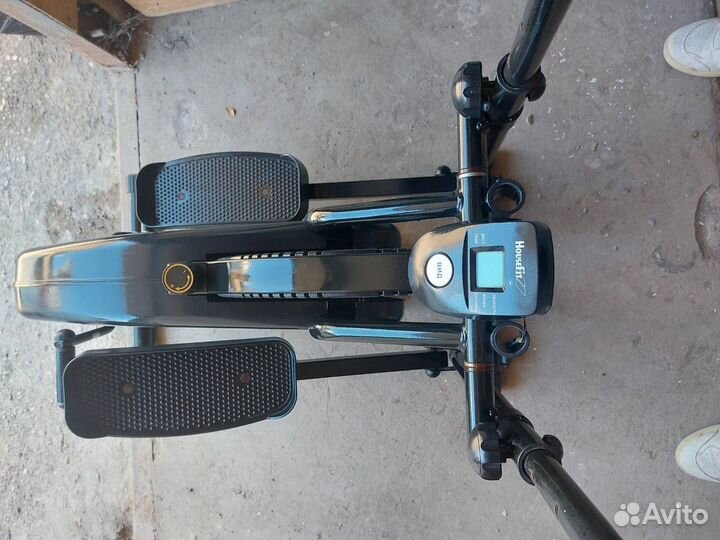 Тренажёр спортивный