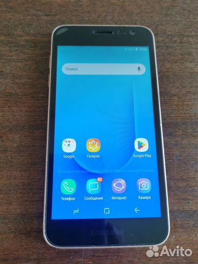 Телефон Samsung galaxy j2 core