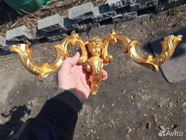Старинные парные бронзовые Бра.(Путти).золото