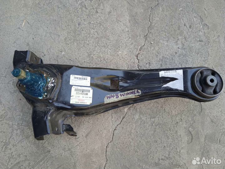 Задний левый рычаг подвески Mitsubishi Lancer 9