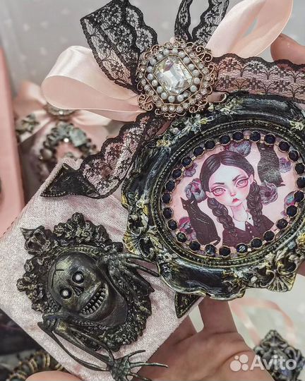 Набор ёлочных игрушек Уенздей