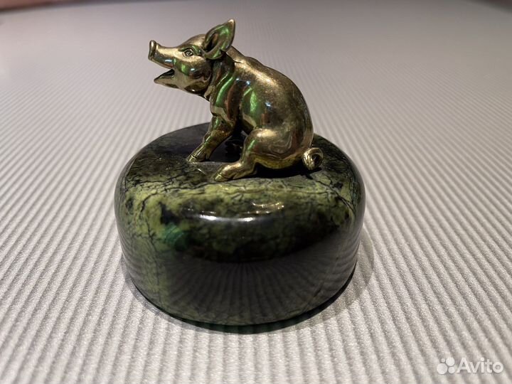 Фигурки животных сувенир символ