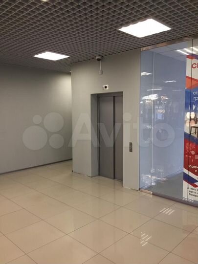 Свободного назначения, 700 м²