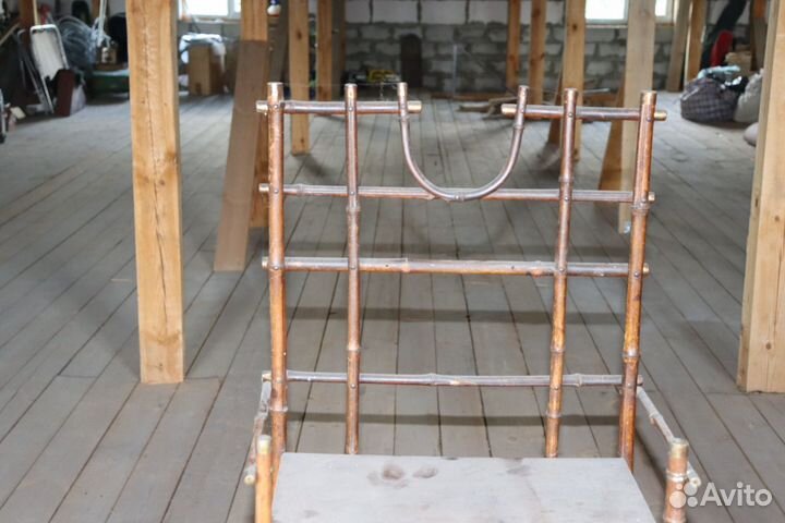 Старинная этажерка