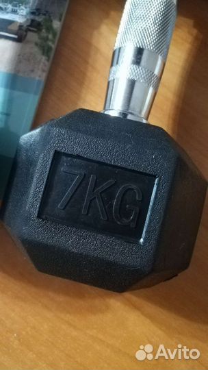 Гантели 2 штуки по 7 кг каждая