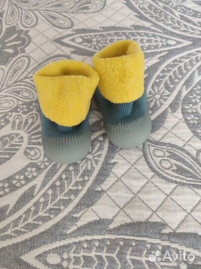 Носки с резиновой подошвой детские