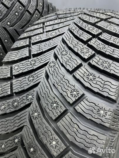 Michelin X-Ice North 4 235/45 R20 100T