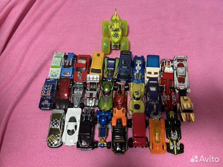 Hot wheels машинки