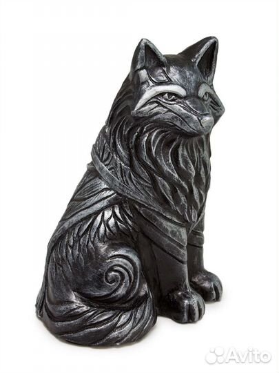 Фигурка Волк