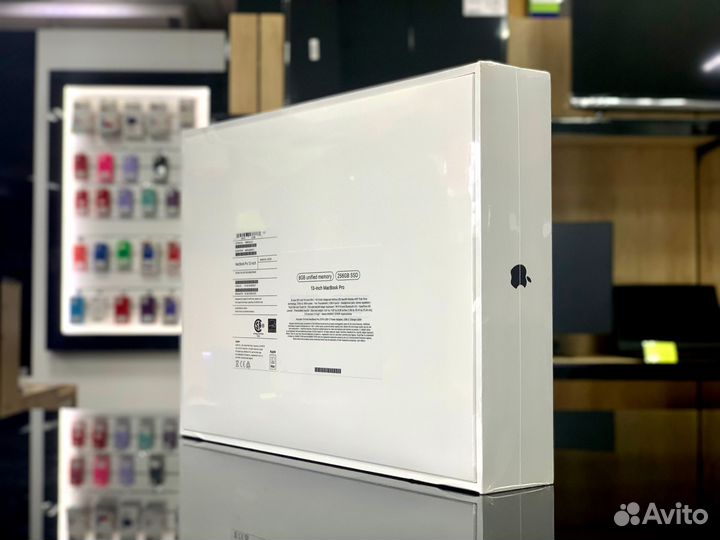 New 2022 Macbook Pro 13.3 M2/8Gb/256Gb Space Gray