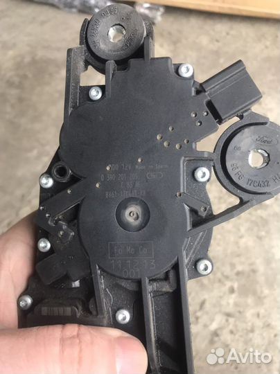 Мотор стеклоочистителя задний Ford Focus 3 хбек