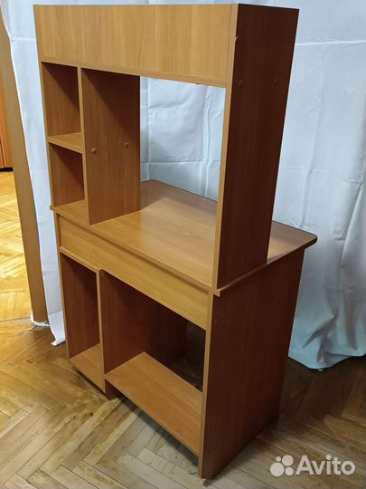 Компьютерный - Письменный стол